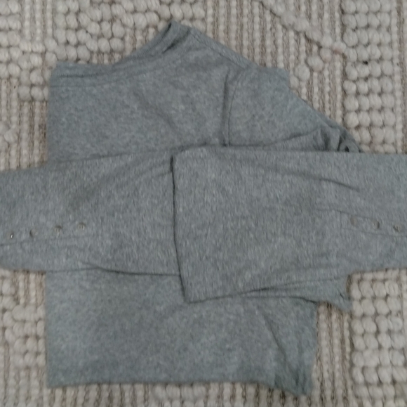 GAP Favorite Tee Bundle! - Picture 8 of 11